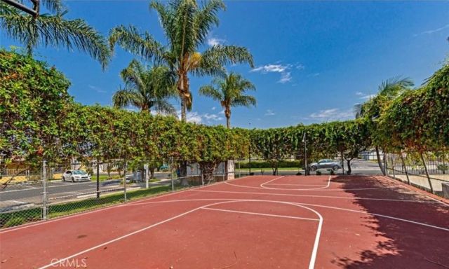5815 E La Palma Ave East 302, Anaheim, CA 92807