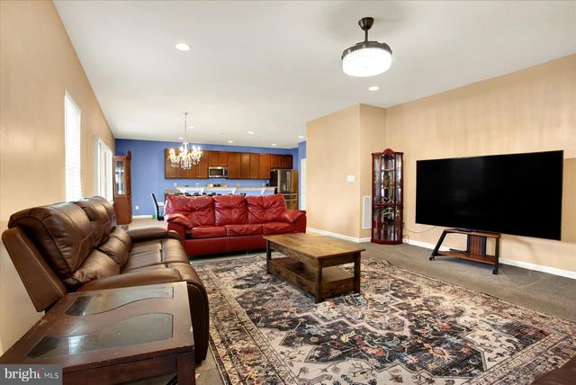 3 BARNHART CIRCLE, Mechanicsburg, PA 17050