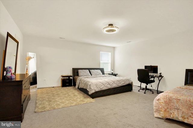 3 BARNHART CIRCLE, Mechanicsburg, PA 17050