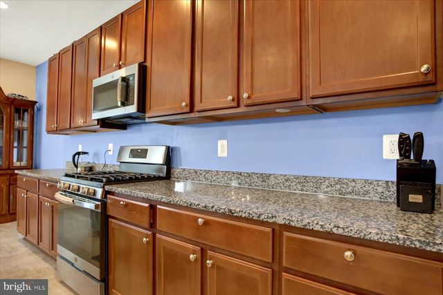 3 BARNHART CIRCLE, Mechanicsburg, PA 17050