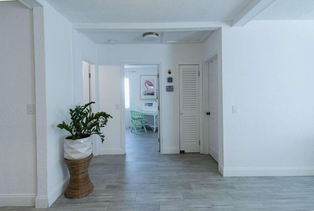 441 35th St, West Palm Beach, FL 33407