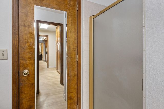 1502 S Lydia Drive, Tulare, CA 93274