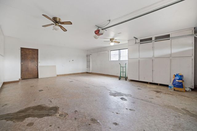 1502 S Lydia Drive, Tulare, CA 93274