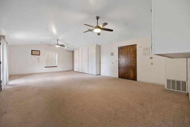 1502 S Lydia Drive, Tulare, CA 93274