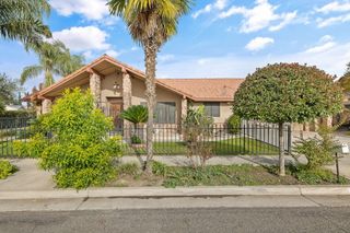 1502 S Lydia Drive, Tulare, CA 93274