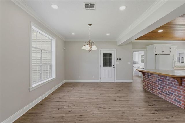 1310 Sutherland Road, Lake Charles, LA 70611