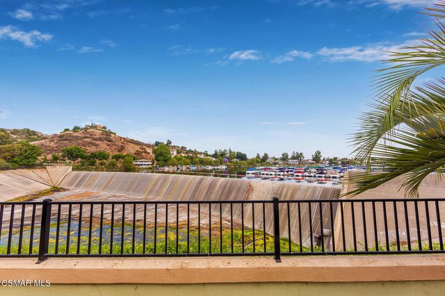 32201 Lakeport Drive 1, Westlake Village, CA 91361