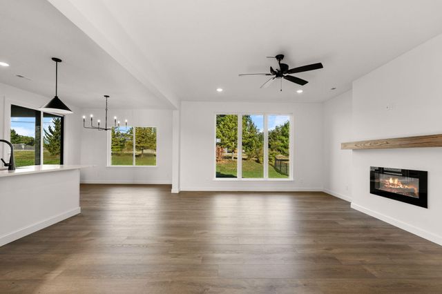 5663 RALPH DOBBS WAY, Columbia, MO 65203