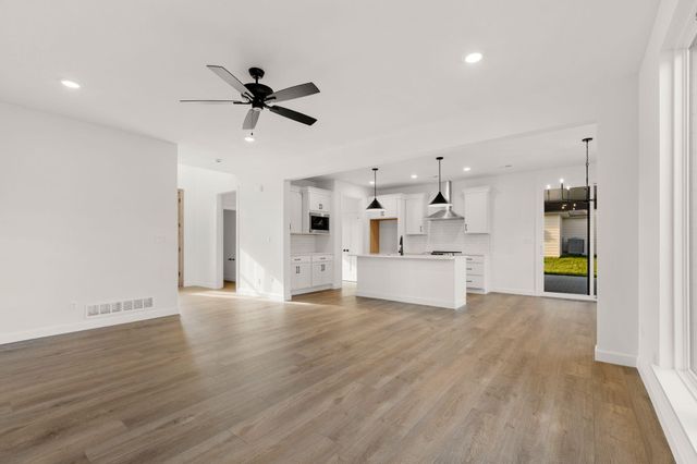 5663 RALPH DOBBS WAY, Columbia, MO 65203