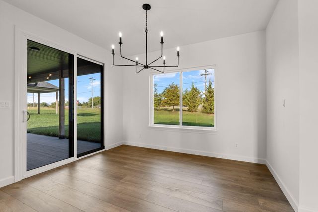 5663 RALPH DOBBS WAY, Columbia, MO 65203