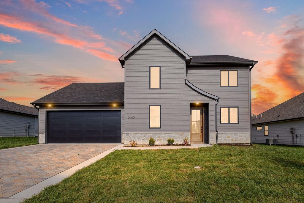 5663 RALPH DOBBS WAY, Columbia, MO 65203