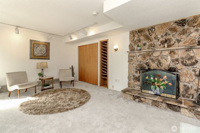 7902 64th Street Ct W, University Place, WA 98467