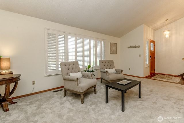 7902 64th Street Ct W, University Place, WA 98467