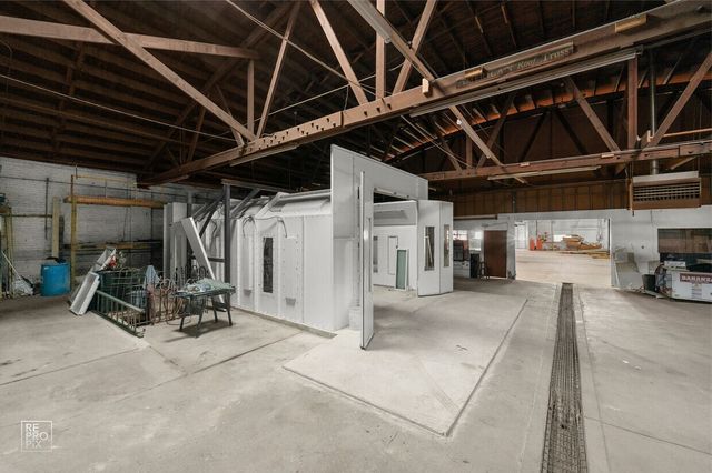 1123 W Catalpa Avenue, Chicago, IL 60640