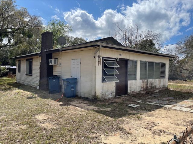 1813 ROBINSON DRIVE, Haines City, FL 33844