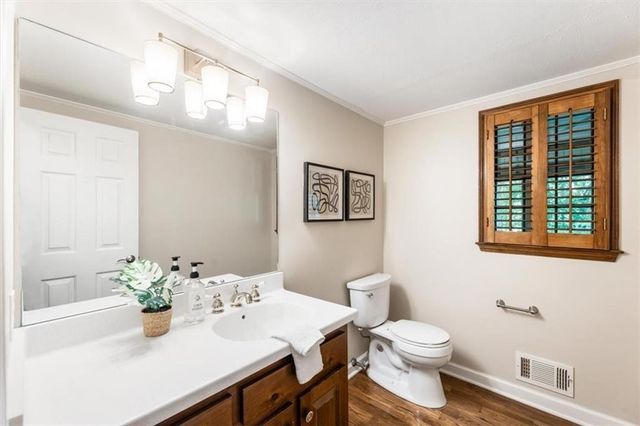 1820 Branch Valley Drive, Roswell, GA 30076