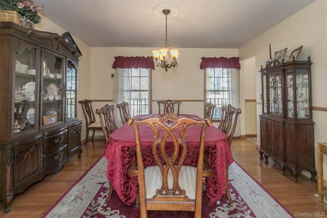 24 Sesame Street, Rock Tavern, NY 12575