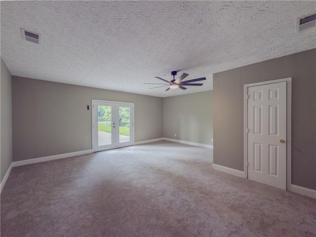 175 Stoneview Circle, Covington, GA 30016