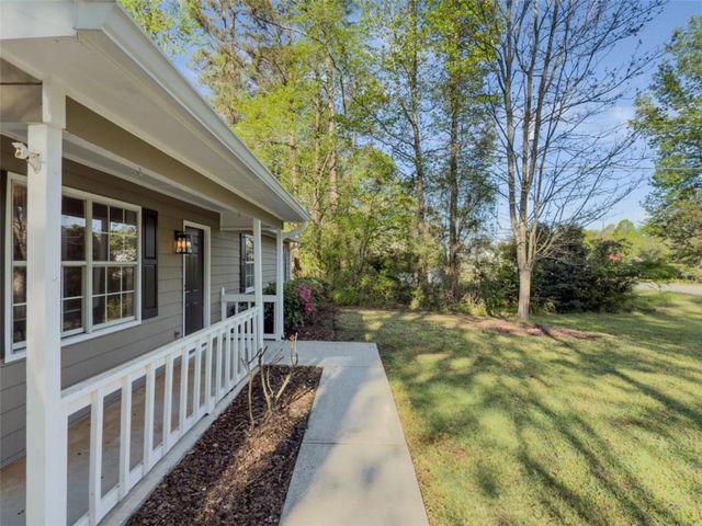 175 Stoneview Circle, Covington, GA 30016