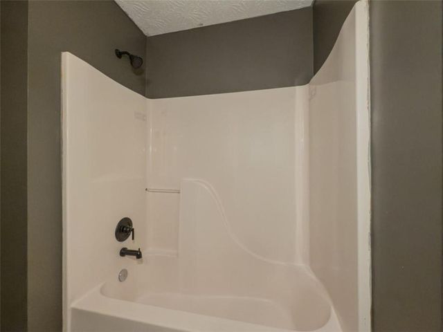 175 Stoneview Circle, Covington, GA 30016