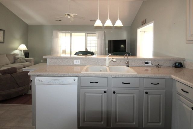 528 Westham Dr., Murrells Inlet, SC 29576