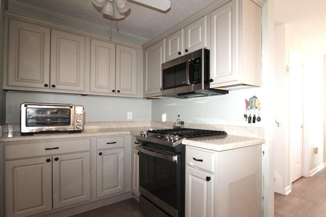 528 Westham Dr., Murrells Inlet, SC 29576