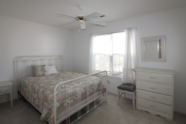 528 Westham Dr., Murrells Inlet, SC 29576