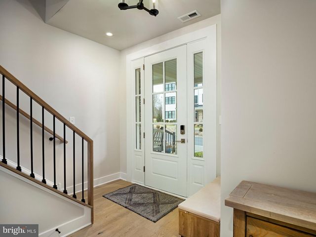 304 SQUIRE DR, Newtown Square, PA 19073