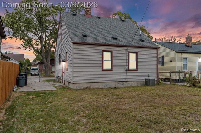 334 Marlin Avenue, Royal Oak, MI 48067