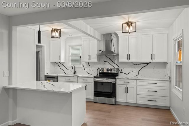 334 Marlin Avenue, Royal Oak, MI 48067