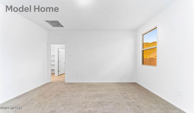 8644 W Soaptree Yucca Place, Marana, AZ 85653