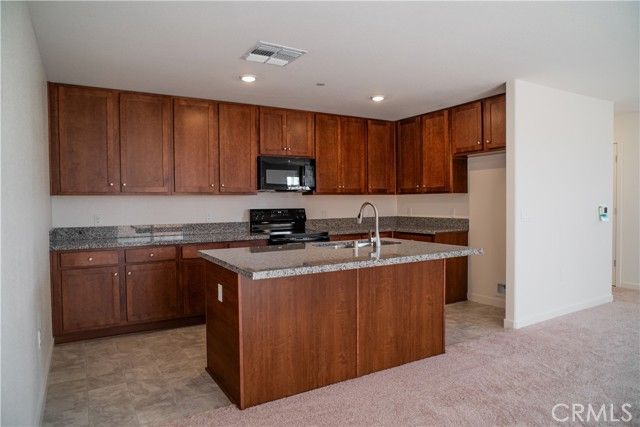 755 Stone Ridge West Ave, Merced, CA 95341