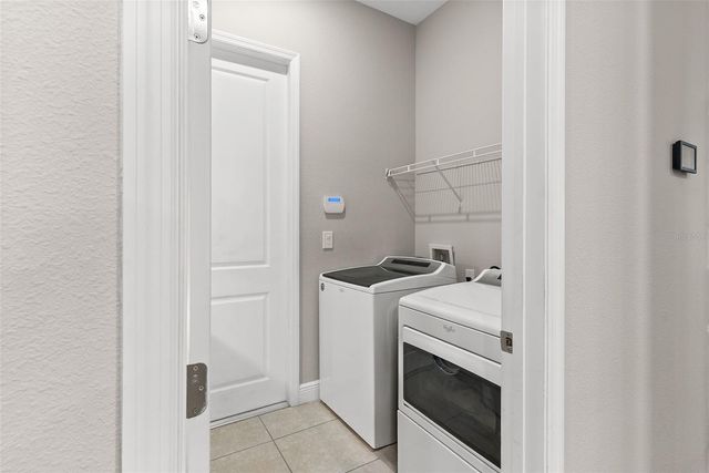 203 MESSINA PLACE, Howey In The Hills, FL 34737