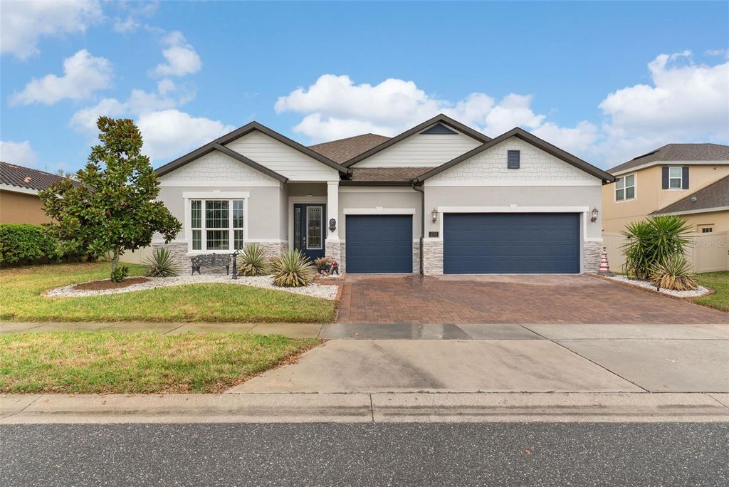 203 MESSINA PLACE, Howey In The Hills, FL 34737