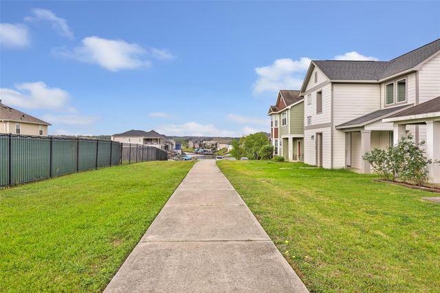 10776 S Lake Mist Lane, Willis, TX 77318