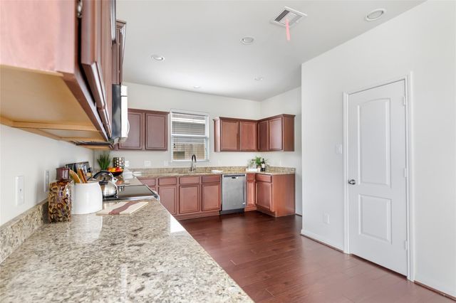 10776 S Lake Mist Lane, Willis, TX 77318