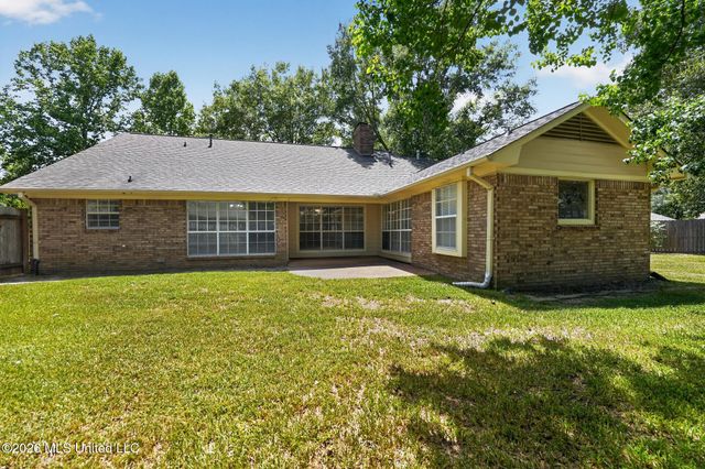 816 Strawberry Pointe, Madison, MS 39110