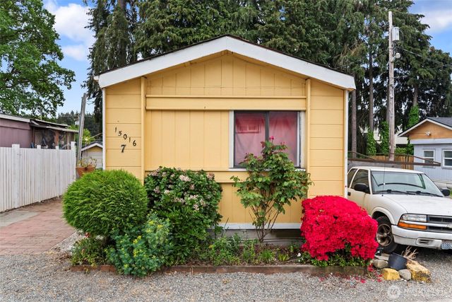 15016 W Thorne LN SW #7, Lakewood, WA 98498
