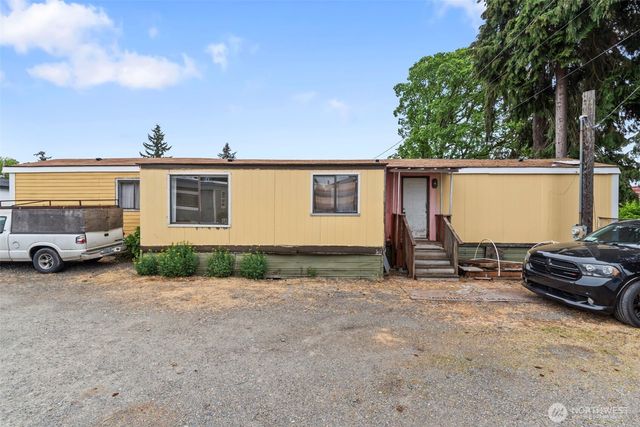 15016 W Thorne LN SW #7, Lakewood, WA 98498