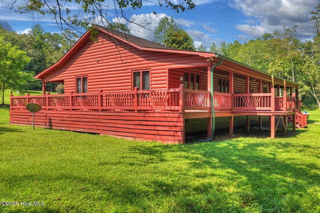 1792 Wolfcreek Road, Murphy, NC 28906