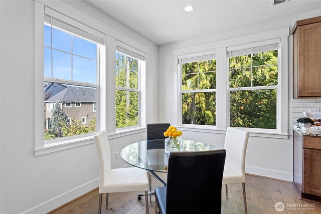 18521 46th Avenue SE, Bothell, WA 98012