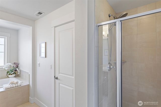 18521 46th Avenue SE, Bothell, WA 98012