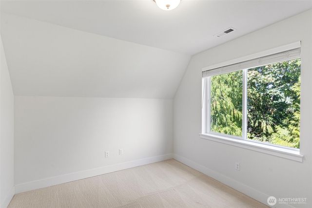 18521 46th Avenue SE, Bothell, WA 98012