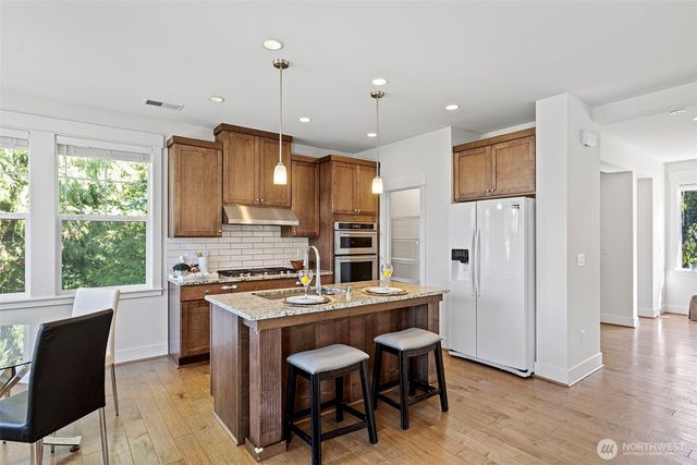 18521 46th Avenue SE, Bothell, WA 98012