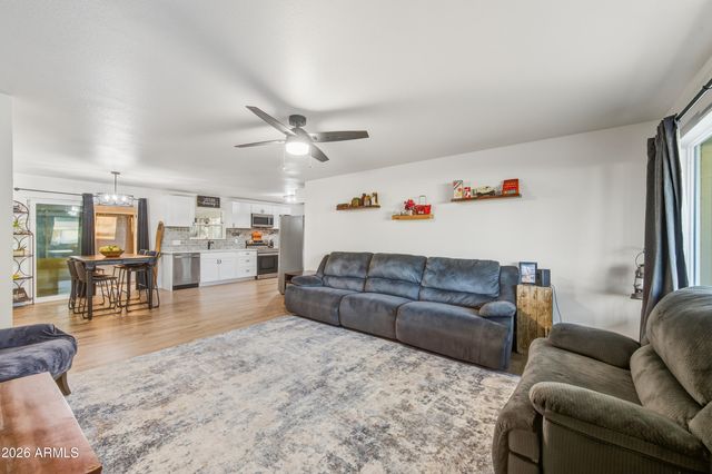 5909 E BOISE Street, Mesa, AZ 85205