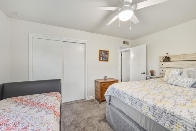 5909 E BOISE Street, Mesa, AZ 85205