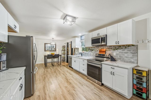 5909 E BOISE Street, Mesa, AZ 85205