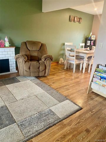 24816 Pamela Street, Flat Rock, MI 48134