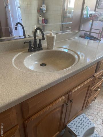 24816 Pamela Street, Flat Rock, MI 48134