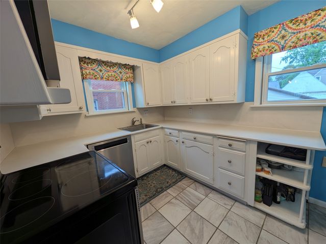 629 KAHKWA Boulevard, Erie, PA 16505
